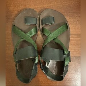 Vivobarefoot Estra sandal women’s size 6 /36 - black